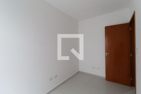 Quarto 2 de apartamento para alugar com 2 quartos, 48m² em Vila Nivi, São Paulo