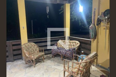 Casa de condomínio à venda com 350m², 6 quartos e 7 vagas Casa de condomínio à venda com 350m², 6 quartos e 7 vagasvaranda