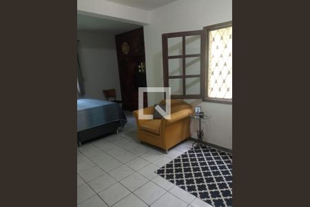 Casa de condomínio à venda com 350m², 6 quartos e 7 vagas Casa de condomínio à venda com 350m², 6 quartos e 7 vagasQuarto
