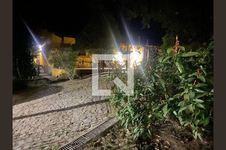 Casa de condomínio à venda com 350m², 6 quartos e 7 vagas Casa de condomínio à venda com 350m², 6 quartos e 7 vagasGaragem