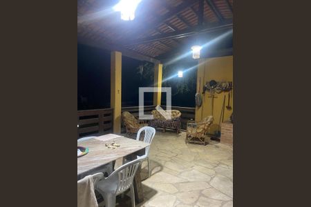 Casa de condomínio à venda com 350m², 6 quartos e 7 vagas Casa de condomínio à venda com 350m², 6 quartos e 7 vagasvaranda