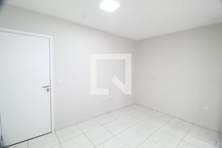 Sala de apartamento para alugar com 2 quartos, 54m² em Granada, Uberlândia