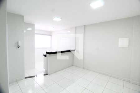 Sala de apartamento para alugar com 2 quartos, 54m² em Granada, Uberlândia