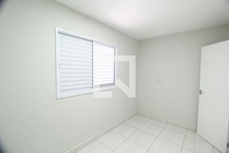 Quarto 1 de apartamento para alugar com 2 quartos, 54m² em Granada, Uberlândia