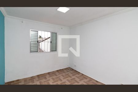 Quarto 2 de casa para alugar com 2 quartos, 75m² em Jardim Danfer, São Paulo