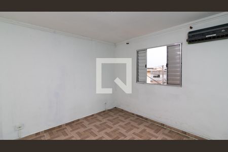 Quarto 1 de casa para alugar com 2 quartos, 75m² em Jardim Danfer, São Paulo