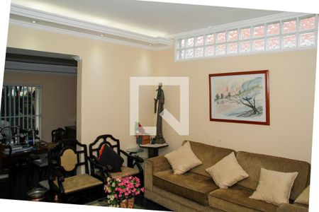 Sala de casa à venda com 3 quartos, 250m² em Vila Pereira Barreto, São Paulo