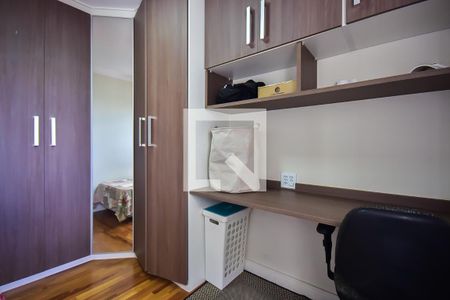 Quarto de apartamento para alugar com 2 quartos, 64m² em Jardim Caner, Taboão da Serra