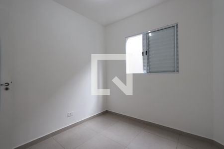 Quarto 1 de apartamento para alugar com 1 quarto, 28m² em Vila Antonieta, São Paulo