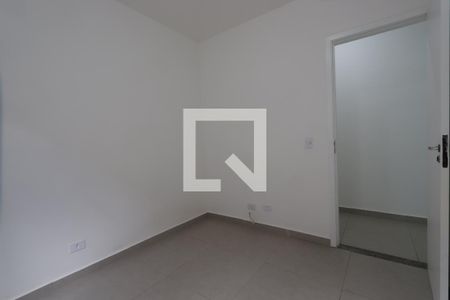 Quarto 1 de apartamento para alugar com 1 quarto, 28m² em Vila Antonieta, São Paulo