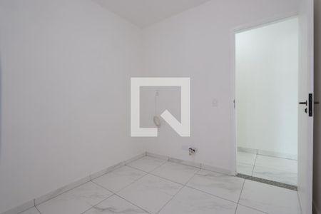 Quarto de apartamento para alugar com 1 quarto, 28m² em Vila Antonieta, São Paulo