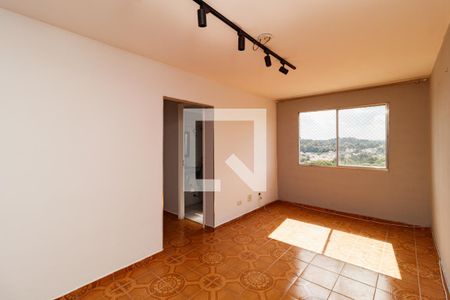 Sala de apartamento para alugar com 2 quartos, 70m² em Vila Irmaos Arnoni, São Paulo