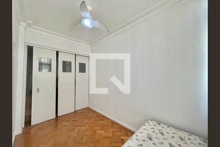 Quarto 1 de apartamento para alugar com 2 quartos, 60m² em Copacabana, Rio de Janeiro