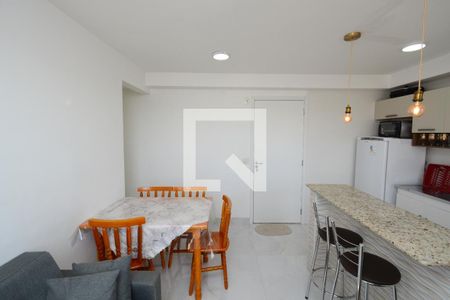 Sala/Cozinha de apartamento para alugar com 2 quartos, 42m² em Jardim Prudência, São Paulo