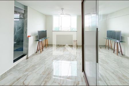 Suíte de casa à venda com 2 quartos, 80m² em Gameleira, Belo Horizonte