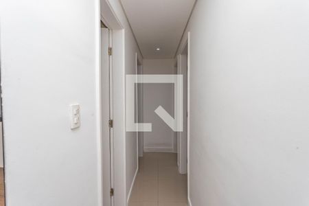 Corredor  de apartamento à venda com 3 quartos, 68m² em Centro, Diadema