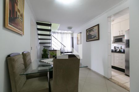 Sala de apartamento para alugar com 4 quartos, 98m² em Vila Carmosina, São Paulo