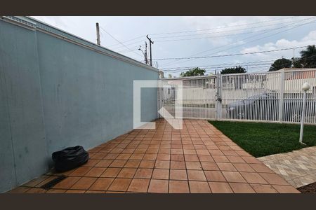 Casa à venda com 260m², 4 quartos e 5 vagas Casa à venda com 260m², 4 quartos e 5 vagasGaragem