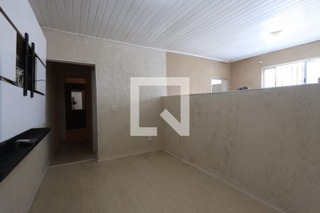 Sala de casa para alugar com 2 quartos, 64m² em Vila Antonieta, São Paulo