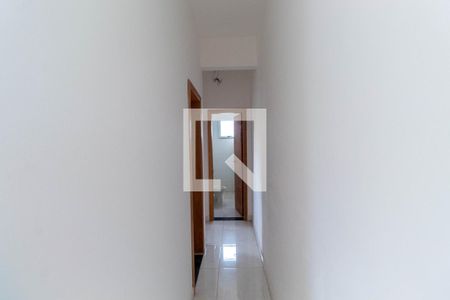 Corredor de apartamento para alugar com 2 quartos, 75m² em Parque Artur Alvim, São Paulo