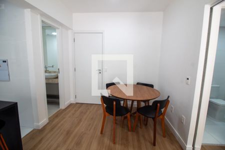 Sala de apartamento para alugar com 1 quarto, 50m² em Jardim das Acacias, São Paulo