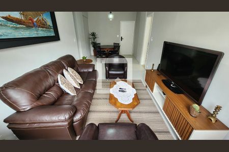 Sala de apartamento para alugar com 3 quartos, 88m² em Gonzaga, Santos