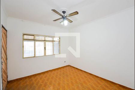 Sala de casa para alugar com 2 quartos, 170m² em Jardim Santa Clara, Guarulhos