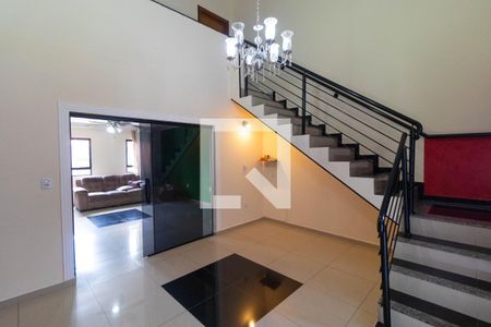 Salas de casa à venda com 4 quartos, 225m² em Vila Manoel Ferreira, Campinas