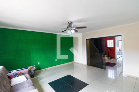 Salas de casa à venda com 4 quartos, 225m² em Vila Manoel Ferreira, Campinas