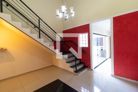 Salas de casa à venda com 4 quartos, 225m² em Vila Manoel Ferreira, Campinas