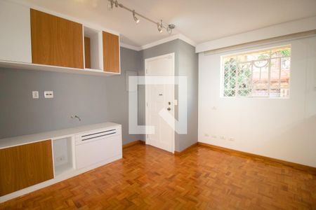 Sala de casa à venda com 2 quartos, 85m² em Pinheiros, São Paulo