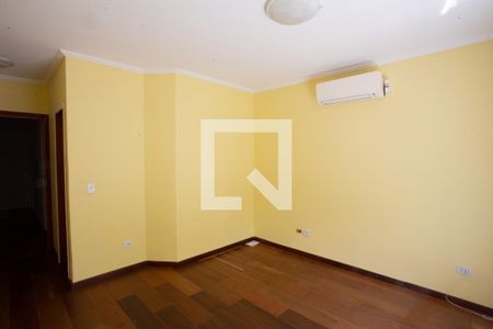 QUARTO 1 de casa para alugar com 3 quartos, 108m² em Vila Romero, São Paulo