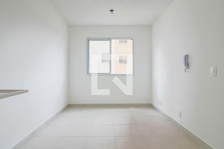 Sala / Cozinha / Lavanderia de apartamento para alugar com 2 quartos, 33m² em Jardim Celeste, São Paulo