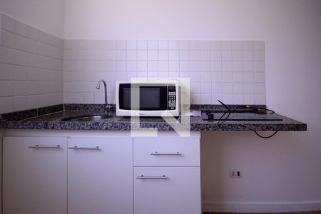 Cozinha  de apartamento para alugar com 1 quarto, 22m² em Liberdade, São Paulo