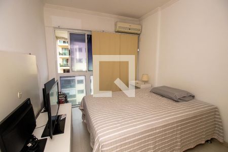 Quarto 1 de apartamento para alugar com 2 quartos, 94m² em Recreio dos Bandeirantes, Rio de Janeiro