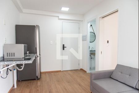 Sala/cozinha de apartamento para alugar com 1 quarto, 27m² em Vila Mariana, São Paulo