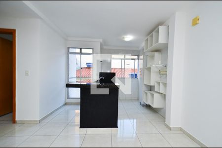 Sala estar de apartamento à venda com 2 quartos, 89m² em Sagrada Família, Belo Horizonte