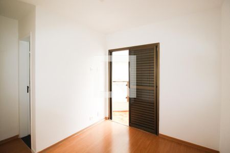 Suíte  de apartamento à venda com 3 quartos, 98m² em Vila Olímpia, São Paulo