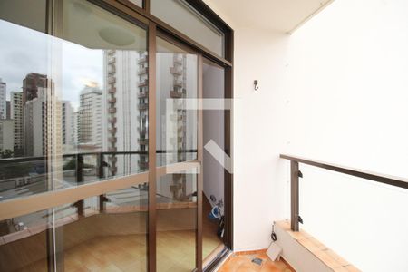 Varanda  de apartamento à venda com 3 quartos, 98m² em Vila Olímpia, São Paulo