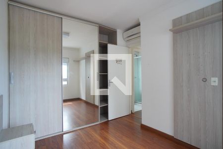 Quarto 1 de apartamento para alugar com 2 quartos, 50m² em Rubem Berta, Porto Alegre