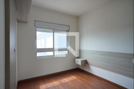 Quarto 1 de apartamento para alugar com 2 quartos, 50m² em Rubem Berta, Porto Alegre