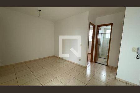 Sala de apartamento para alugar com 2 quartos, 45m² em Chacaras Reunidas Santa Terezinha, Contagem