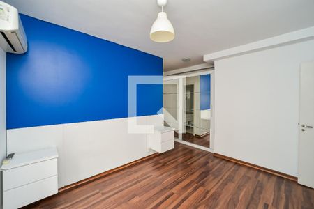 Suíte de apartamento para alugar com 2 quartos, 67m² em Passo D’areia, Porto Alegre