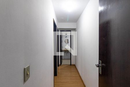 Corredor de apartamento para alugar com 2 quartos, 90m² em Bigorrilho, Curitiba