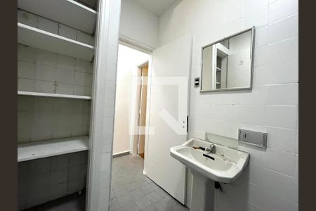 Banheiro  de casa para alugar com 2 quartos, 47m² em Vila da Saúde, São Paulo