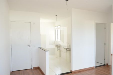 Sala de apartamento à venda com 2 quartos, 45m² em Vila São Gabriel, Belo Horizonte