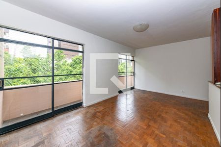 Sala 1 de apartamento para alugar com 3 quartos, 140m² em Savassi, Belo Horizonte