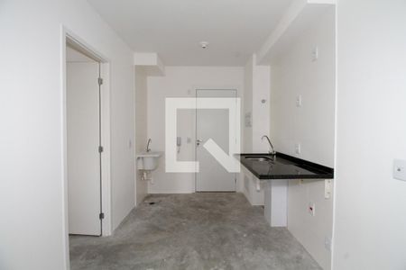 Sala e Cozinha de apartamento à venda com 1 quarto, 24m² em Pinheiros, São Paulo