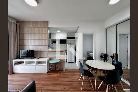 Sala de apartamento para alugar com 1 quarto, 53m² em Chácara Santo Antônio (zona Sul), São Paulo