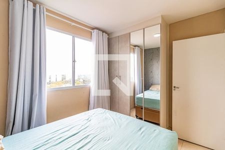 Quarto 01 de apartamento para alugar com 2 quartos, 42m² em Jardim do Lago, São Paulo